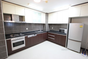 Large 3 Bedroom Apartment in Toul Kork | Phnom Penh Real Estate