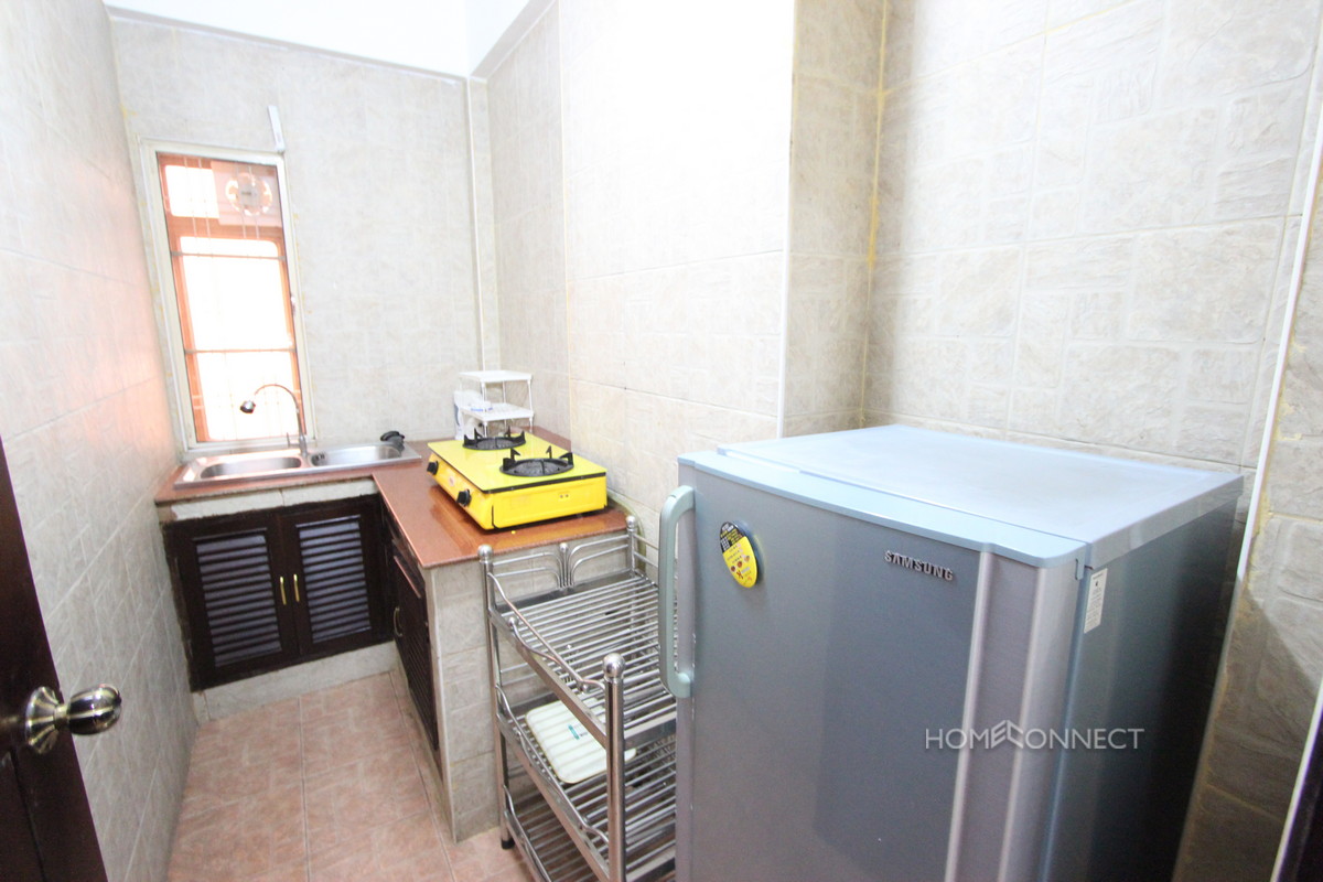 Compact 1 Bedroom Apartment in 7 Makara | Phnom Penh Real Estate