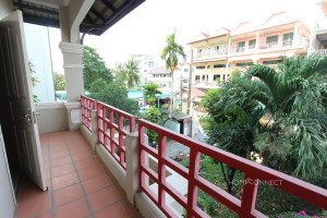 Comfortable 3 Bedroom Villa in Boeung Tumpun | Phnom Penh Real Estate