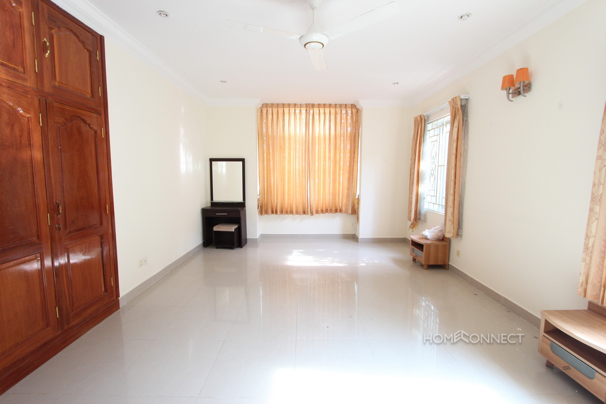 Secure 4 Bedroom Family Villa in Tonle Bassac | Phnom Penh Real Estate