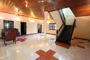 Family Sized 4 Bedroom Villa Near Independence Monument | Phnom Penh Real Estate