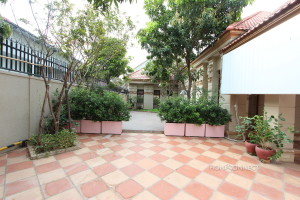 Large 5 Bedroom Villa in Toul Kork | Phnom Penh Real Estate