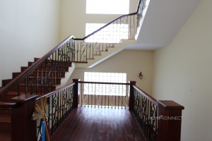 Large Villa With a Garden in Chroy Changva | Phnom Penh Real Estate