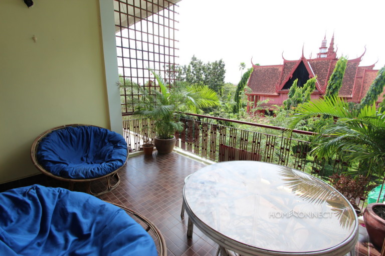 Large Balcony 2 Bedroom Apartment Close to Riverside | Phnom Penh Real Estate