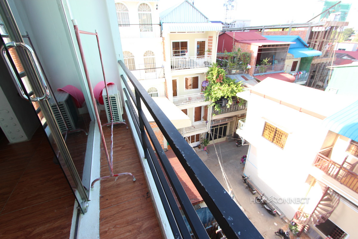Studio Apartment near the Royal Palace | Phnom Penh Real Estate