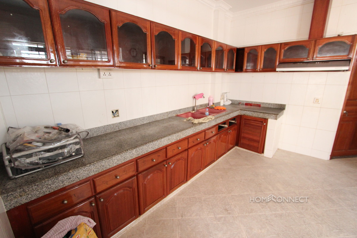 Secure Family Villa in Tonle Bassac|Phnom Penh Real Estate