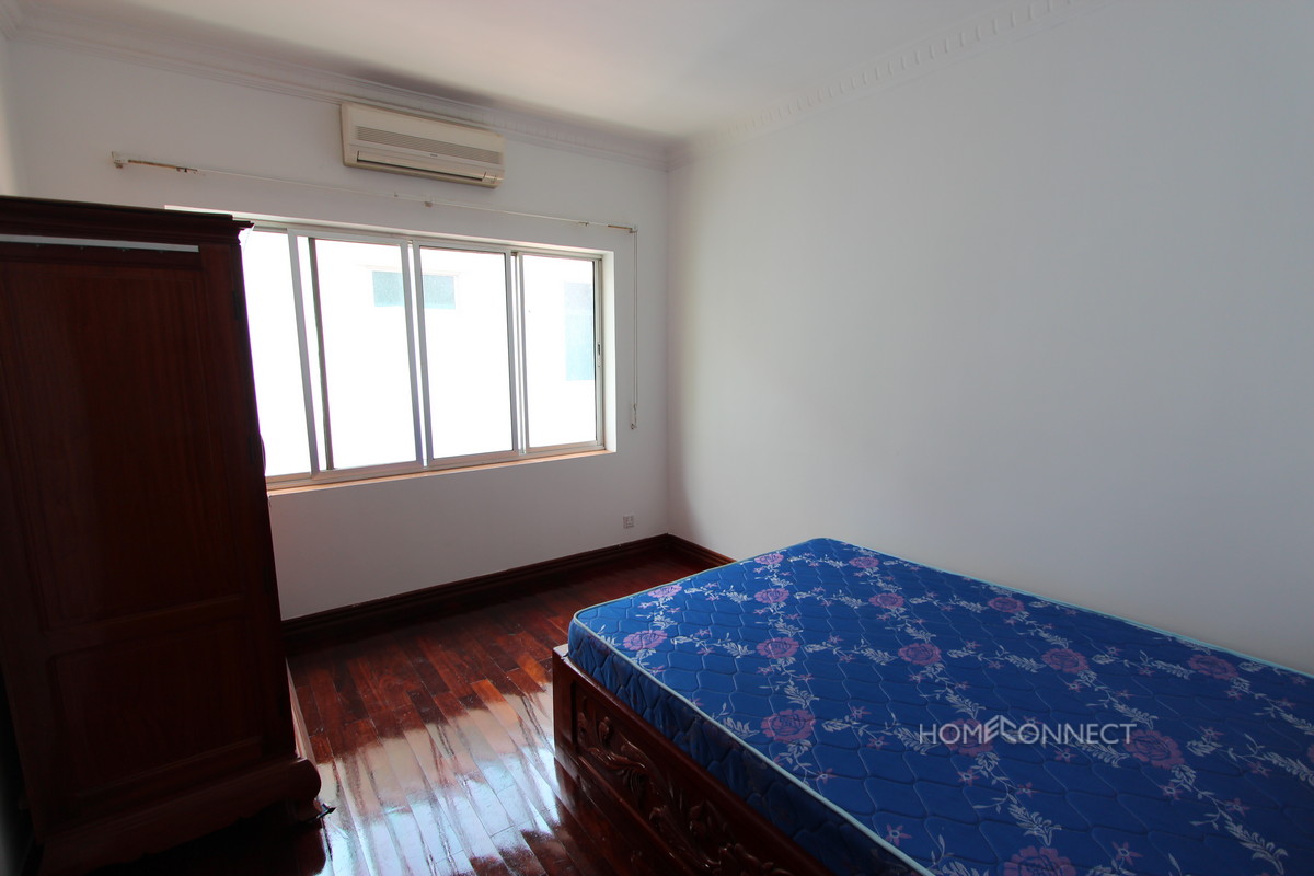 Secure Family Villa in Tonle Bassac|Phnom Penh Real Estate