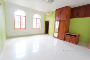 Large 5 Bedroom Family Villa with Pool in Toul Kork | Phnom Penh Real Estate