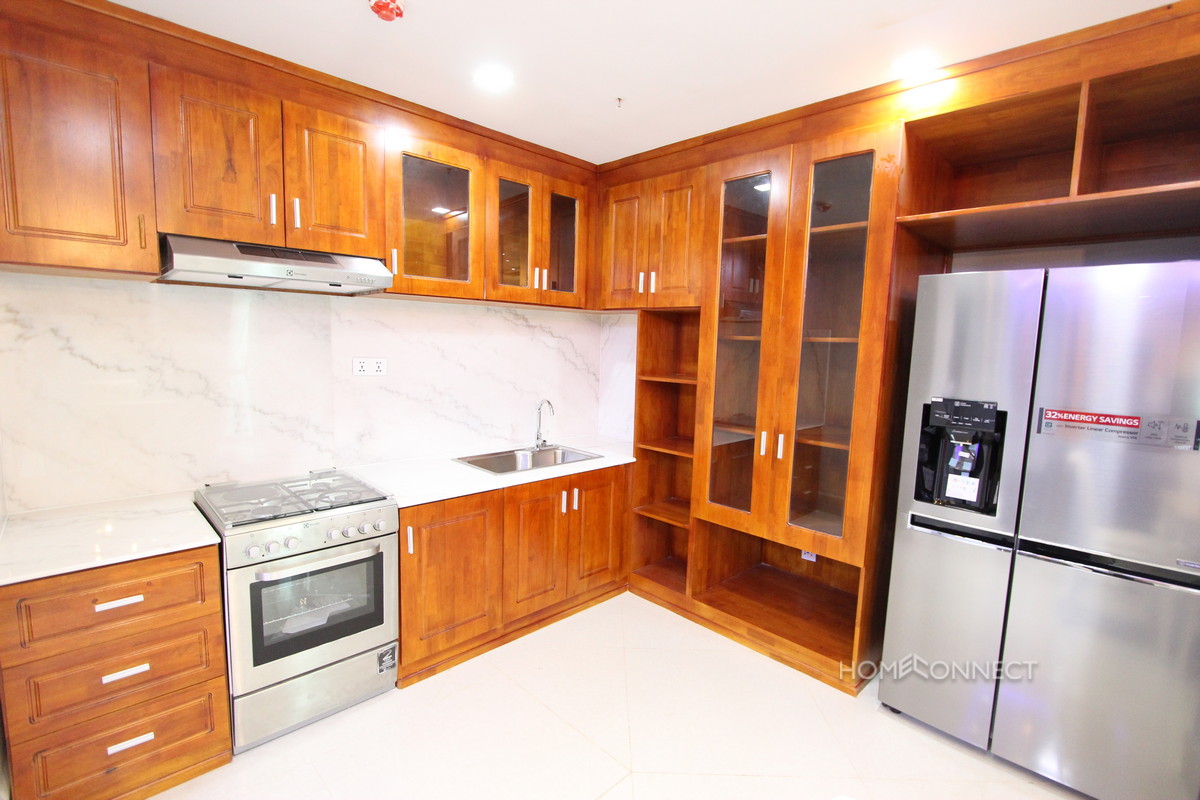 Large 5 Bedroom Penthouse in BKK3 | Phnom Penh Real Estate