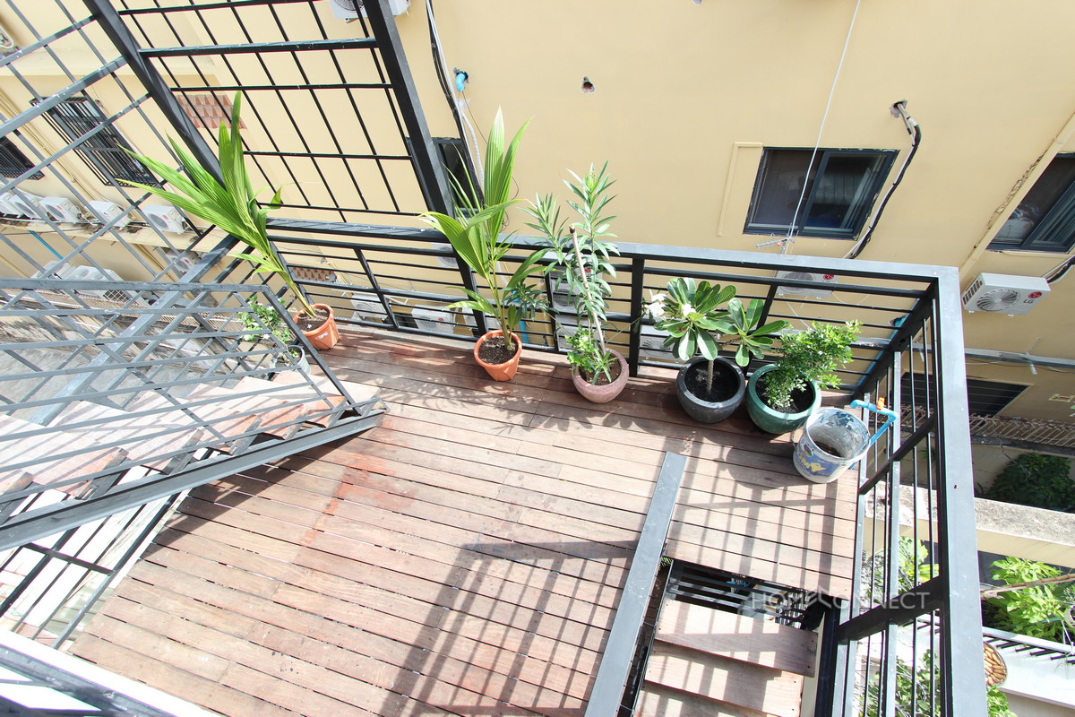 Modern 1 Bedroom Close to Independence Monument | Phnom Penh Real Estate