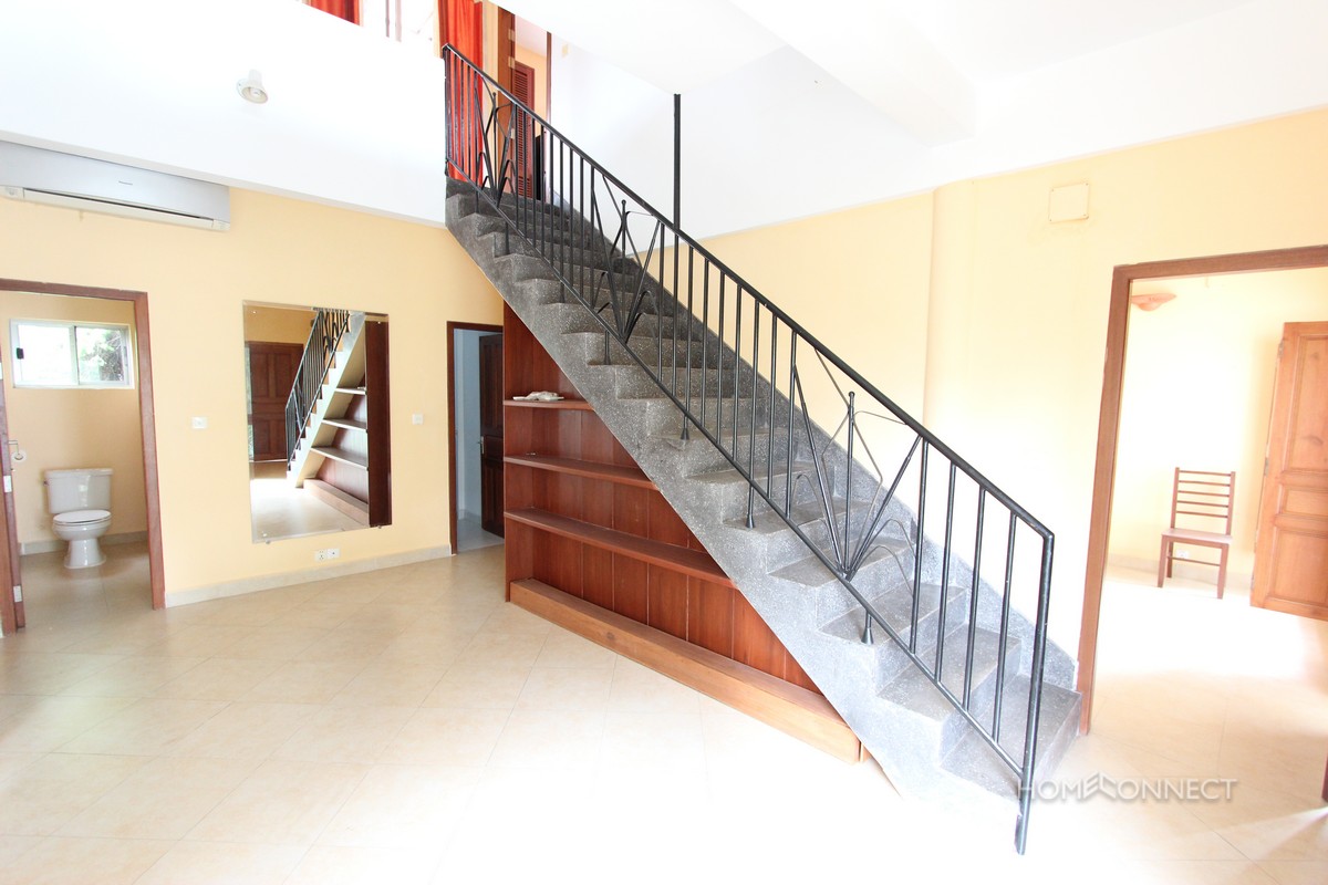 Comfortable 3 Bedroom Apartment Close to Independence Monument | Phnom Penh Real Estate