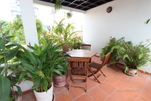 Comfortable 3 Bedroom Apartment Close to Independence Monument | Phnom Penh Real Estate