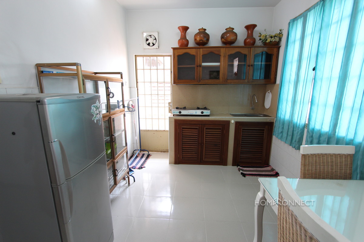 Centrally located 2 Bedroom Flat in 7 Makara | Phnom Penh Real Estate