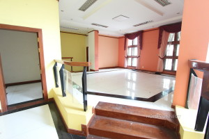 Large Residential/Commercial Villa in the Heart of BKK1 | Phnom Penh Real Estate