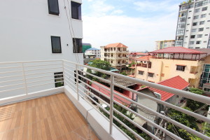 Budget 3 Bedroom Apartment in Toul Tom Poung | Phnom Penh Real Estate