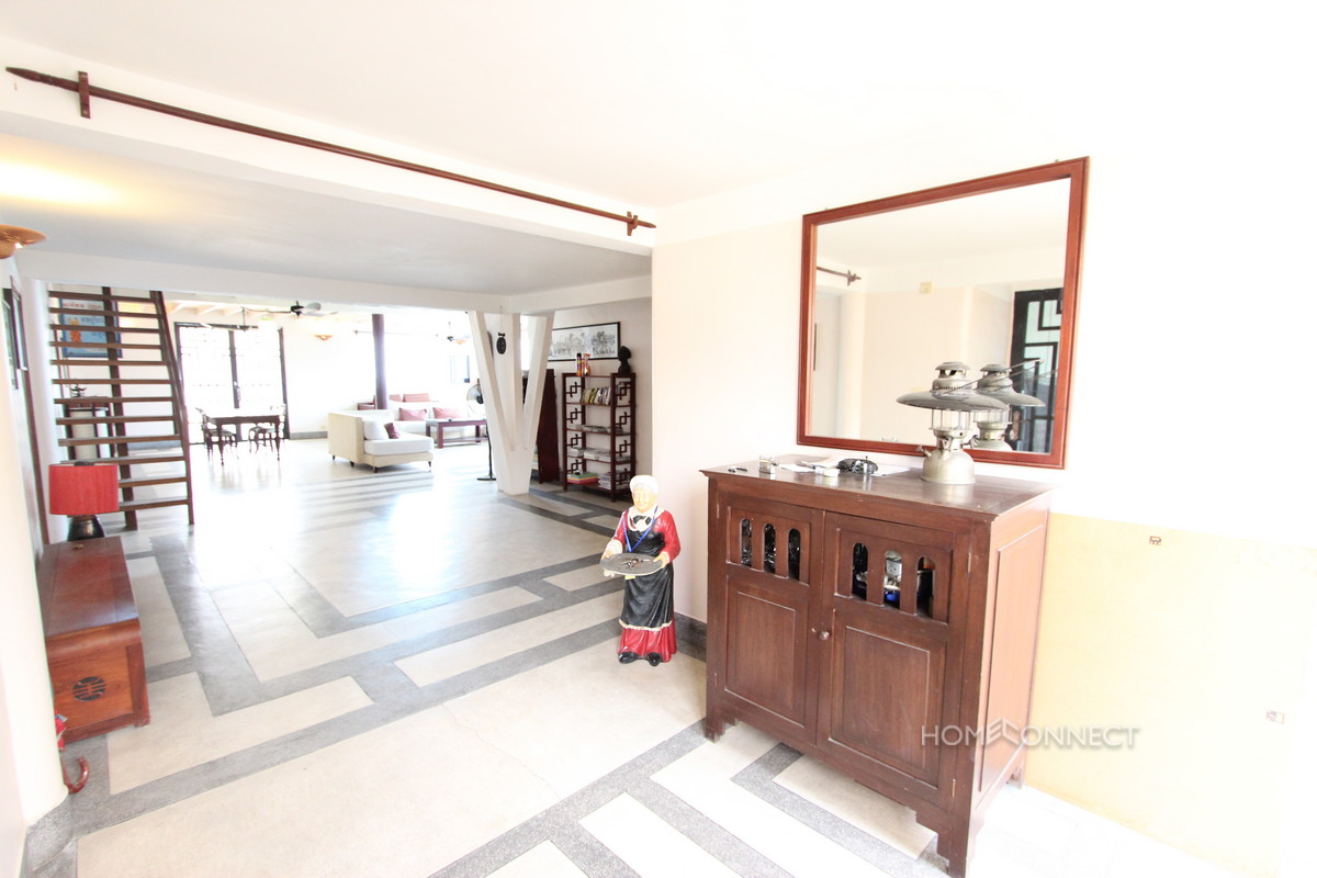 Huge Terrace 3 Bedroom Duplex For Sale in Daun Penh | Phnom Penh Real Estate