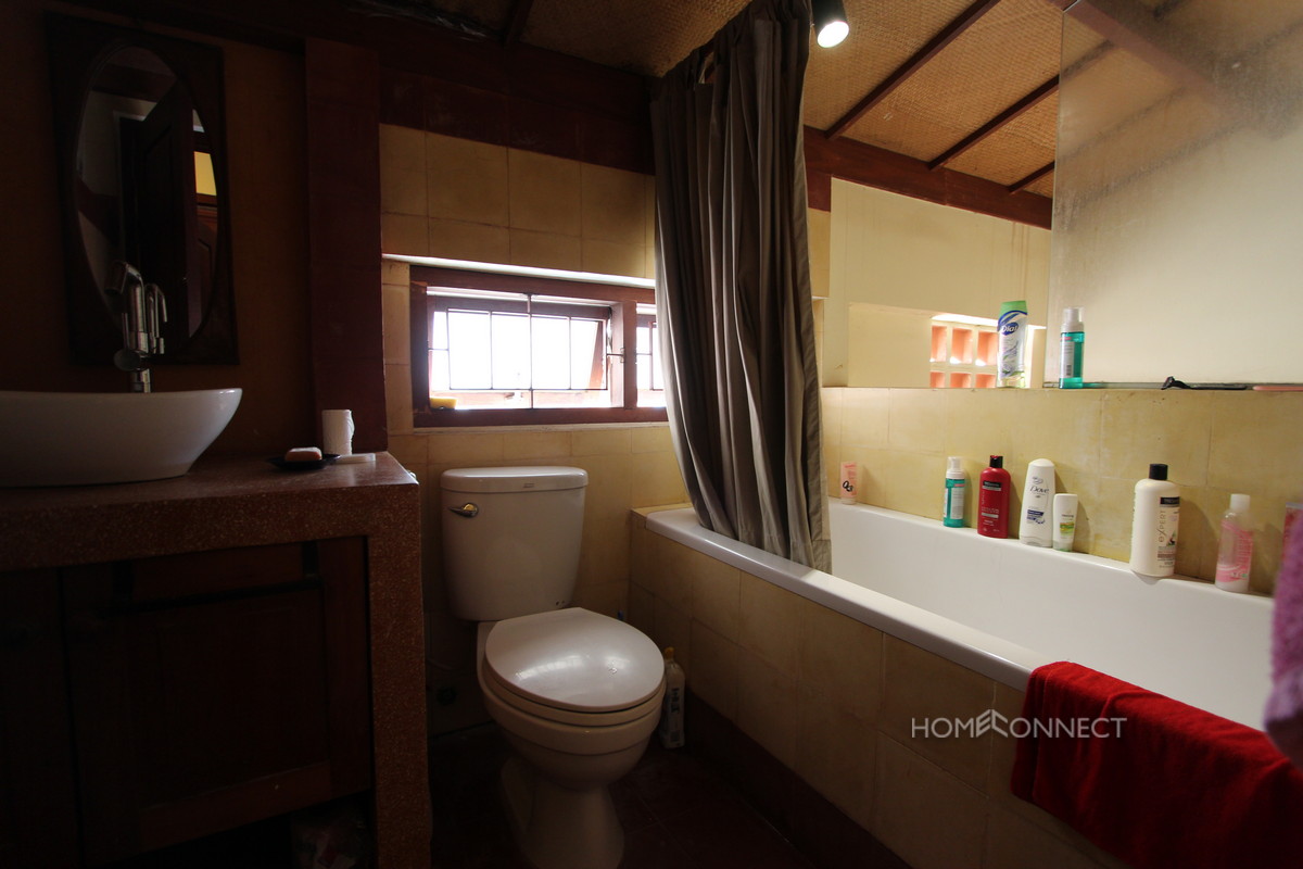 French Colonial 1 Bedroom Apartment Near Royal Palace For Rent | Phnom Penh Real Estate