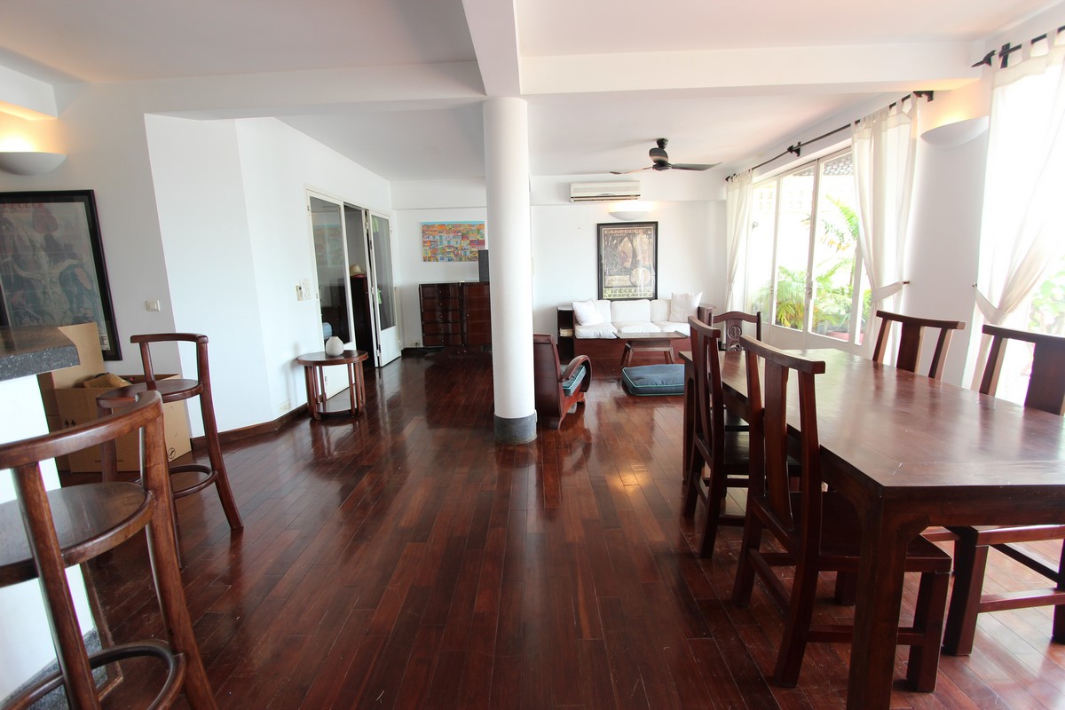 French Colonial 3 Bedroom Apartment For Rent on Riverside | Phnom Penh Real Estate