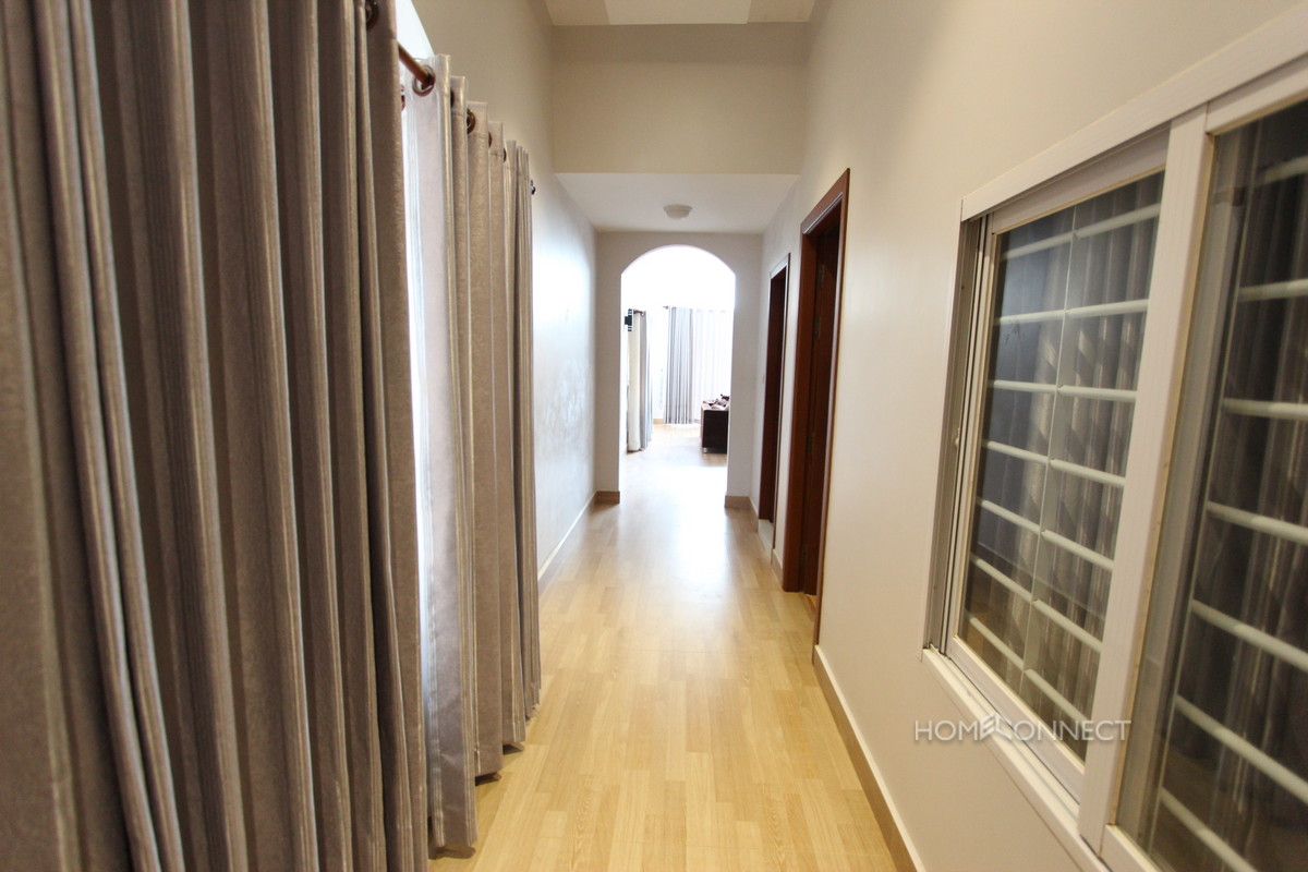 Western Style 1 Bedroom Apartment For Rent Near The National Museum | Phnom Penh Real Estate