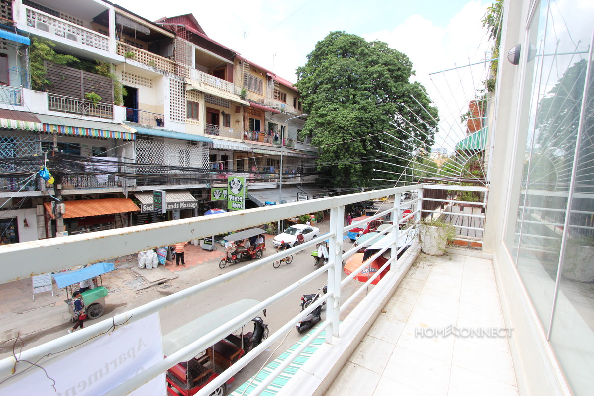 Western Style 1 Bedroom Apartment For Rent Near The National Museum | Phnom Penh Real Estate