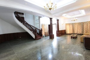Spacious 5 Bedroom 6 Bathroom Villa Near Central Market | Phnom Penh Real Estate
