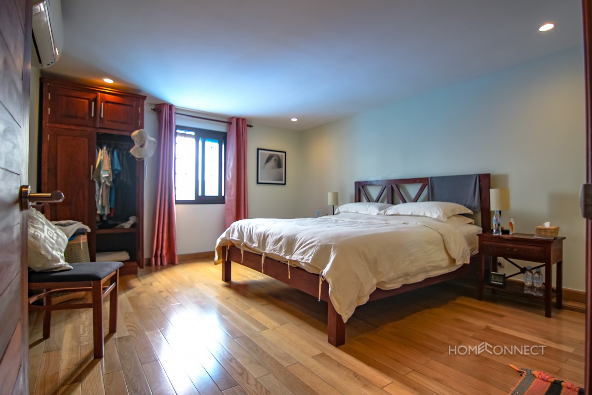 Modern 4 Bedroom Apartment For Sale Close to Riverside | Phnom Penh Real Estate