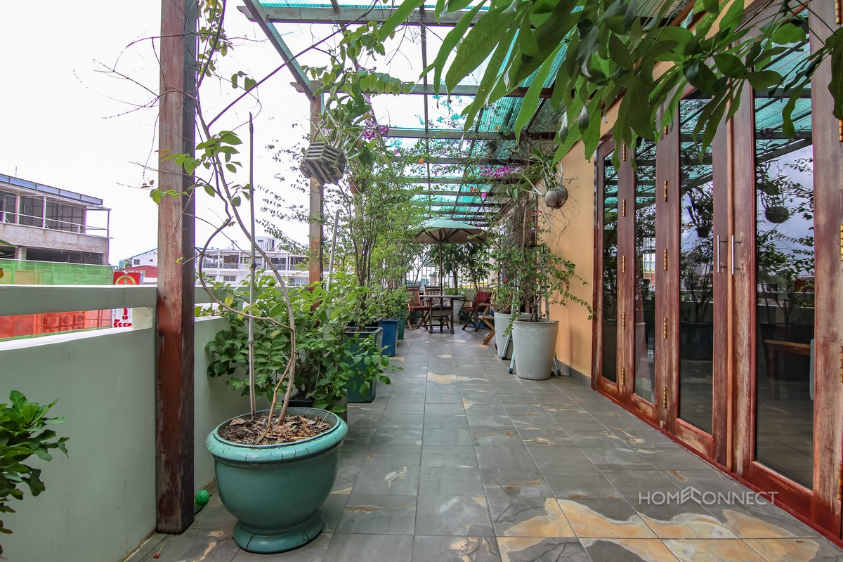 Modern 4 Bedroom Apartment For Sale Close to Riverside | Phnom Penh Real Estate