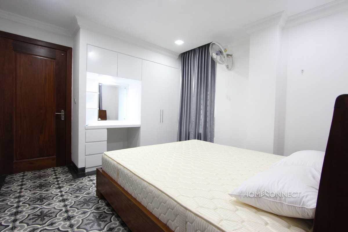 Modern 2 Bedroom 2 Bathroom Apartment For Rent in Daun Penh | Phnom Penh Real Estate