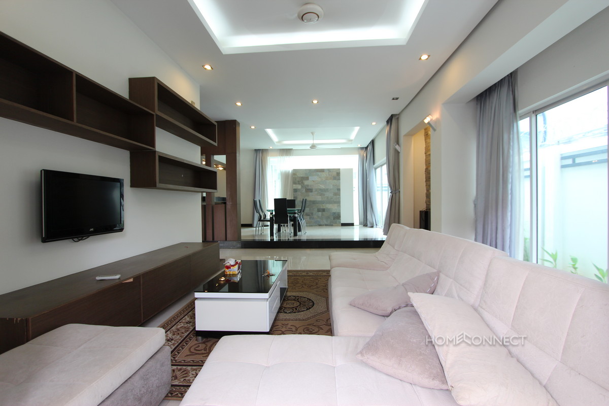 Western 3 Bedroom Family Villa For Rent Near Aeon Mall | Phnom Penh Real Estate