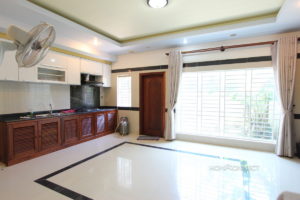 Spacious 4 Bedroom 4 Bathroom Townhouse in Boung Tumpoung | Phnom Penh Real Estate