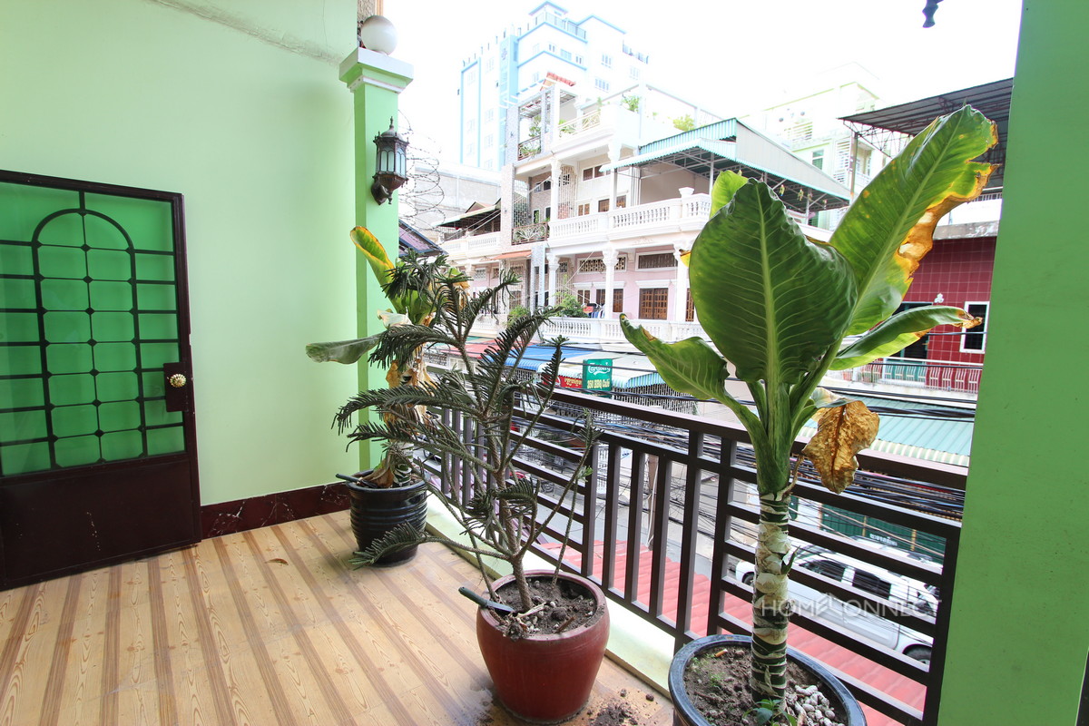 Colorful Budget Friendly 3 Bedroom 2 Bathroom Apartment in BKK3 for Rent | Phnom Penh Real Estate