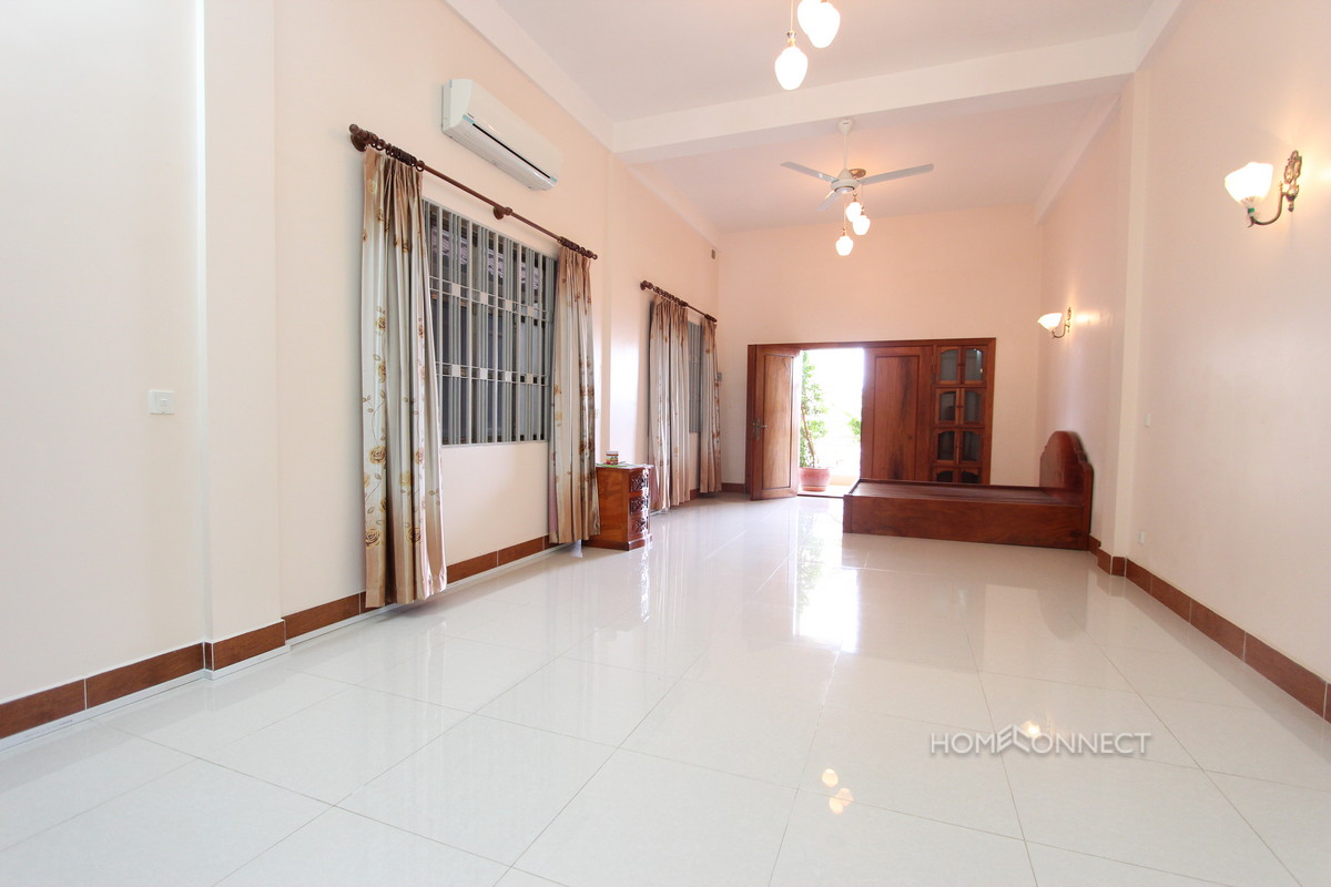 Budget Villa 7 Bedrooms 8 Bathrooms in Toul Kork | Phnom Penh Real Estate