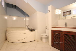 Private Pool Villa 4 Bedrooms and 4 Bathroom in Toul Kork | Phnom Penh Real Estate