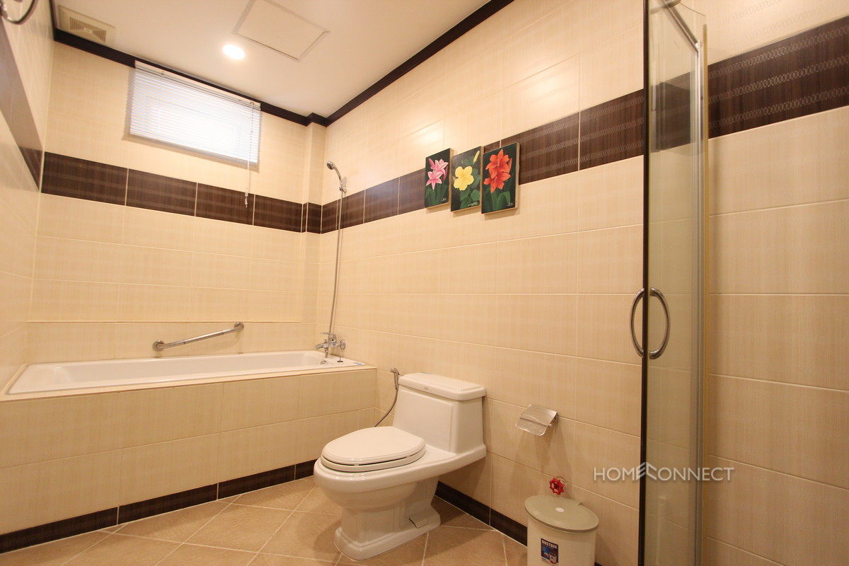 Spacious 1 Bedroom 1 Bathroom High Rise Apartment in BKK1 | Phnom Penh Real Estate