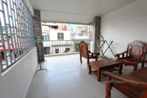 Budget 1 Bedroom 1 Bathroom Apartment Near Royal Palace | Phnom Penh Real Estate
