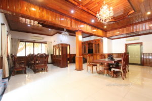 Spacious 3 Bedroom 3 Bathroom Townhouse in Tonle Bassac | Phnom Penh Real Estate