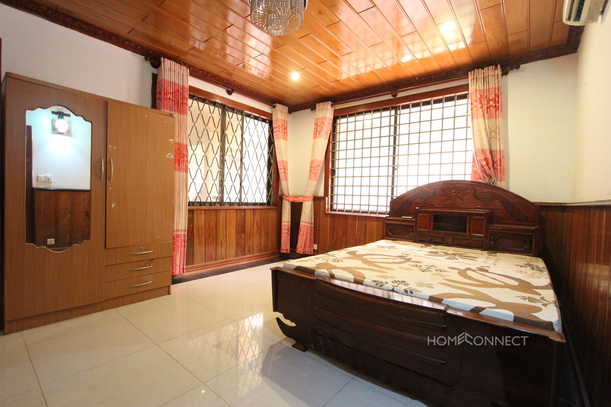 Spacious 3 Bedroom 3 Bathroom Townhouse in Tonle Bassac | Phnom Penh Real Estate
