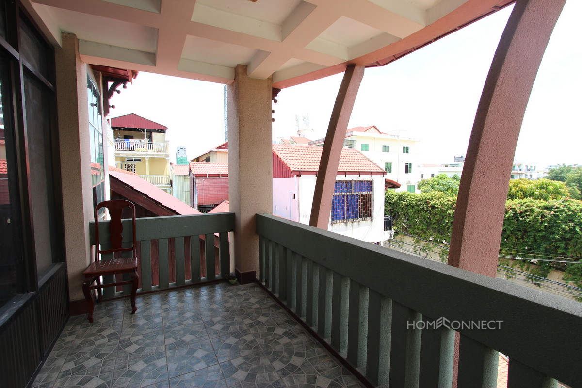 Spacious 4 Bedroom 4 Bathroom Apartment in Daun Penh | Phnom Penh Real Estate