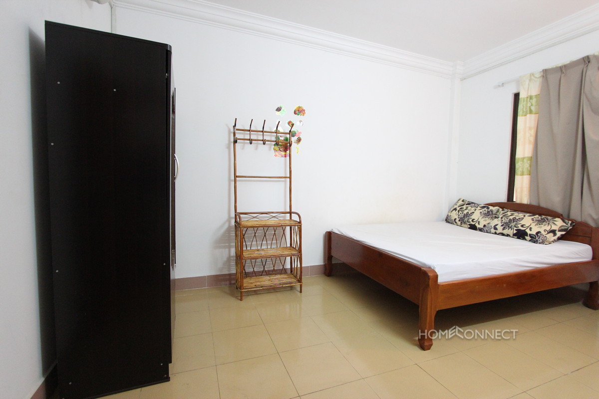 Comfortable 1 Bedroom 1 Bathroom Apartment for Rent in Daun Penh | Phnom Penh Real Estate