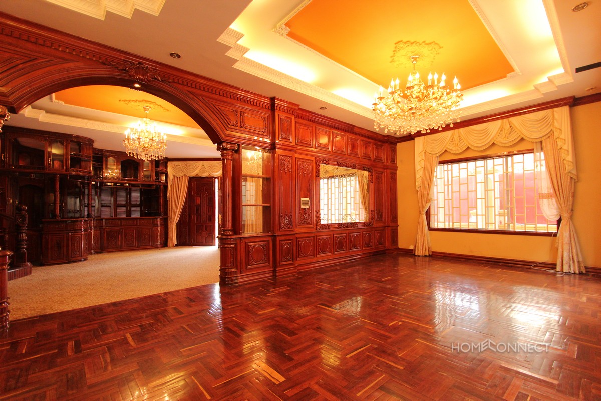 Spacious 4 Bedroom 4 Bathroom Villa For Rent in BKK1 | Phnom Penh Real Estate