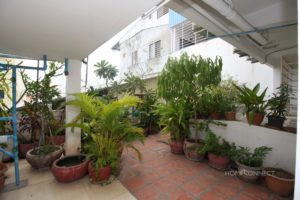 Budget 3 Bedroom 3 Bathroom Apartment for Rent in Wat Phnom | Phnom Penh Real Estate