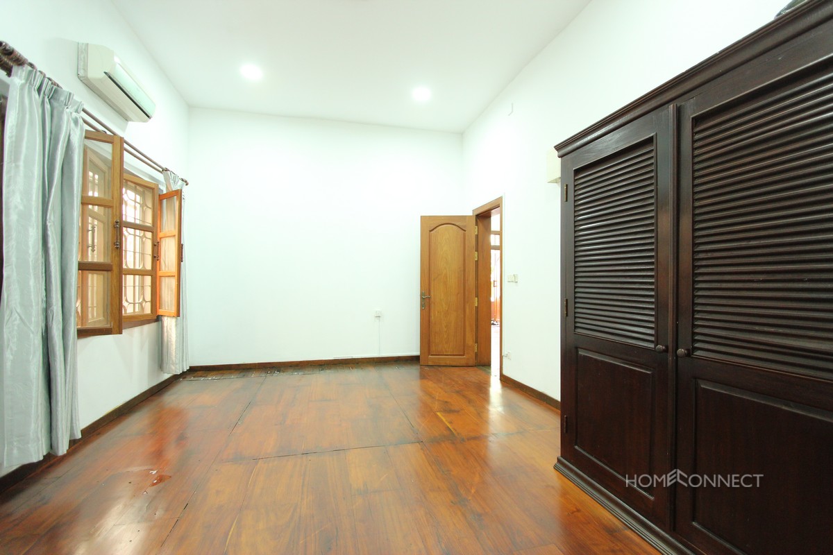 Spacious 4 Bedroom 5 Bathroom Villa for Rent in Boeung Trabek | Phnom Penh Real Estate