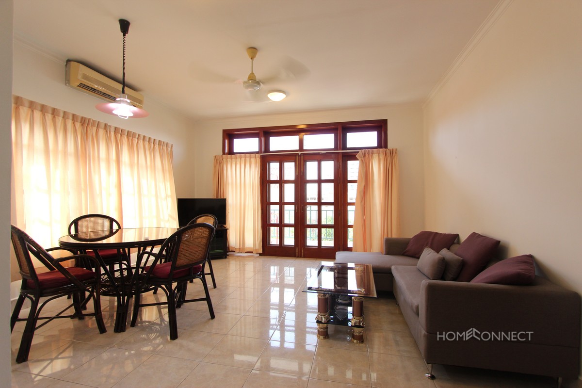 Spacious 2 Bedroom 1 Bathroom Apartment For Rent Near Central Market | Phnom Penh Real Estate