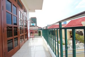 Spacious 2 Bedroom 1 Bathroom Apartment For Rent Near Central Market | Phnom Penh Real Estate