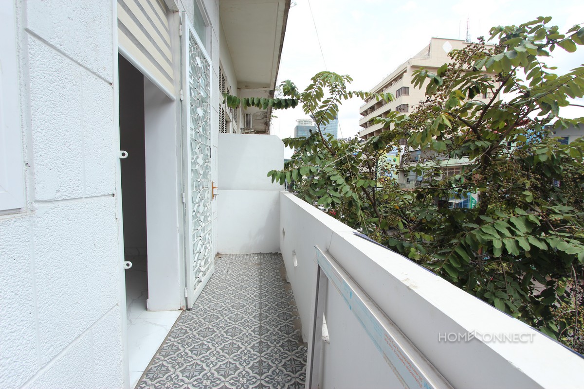 Modern 2 Bedroom 2 Bathroom Apartment for Rent Near Central Market | Phnom Penh Real Estate