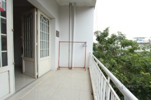 Budget 2 Bedroom 2 Bathroom Apartment For Rent Near Old Market | Phnom Penh Real Estate