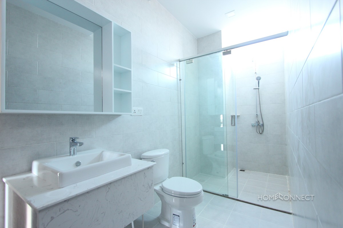 Brand New Modern 2 Bedroom 2 Bathroom Apartment for Rent in Tonle Bassac | Phnom Penh Real Estate