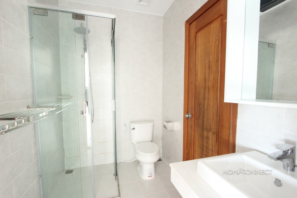 Brand New Modern 2 Bedroom 2 Bathroom Apartment for Rent in Tonle Bassac | Phnom Penh Real Estate