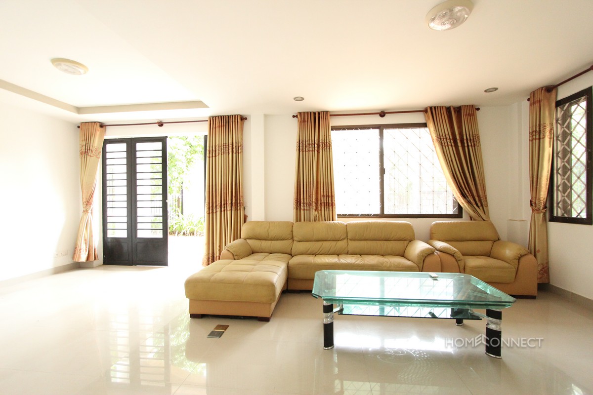 Four Bedroom Villa For Rent With a Large Garden in Prek Eng | Phnom Penh Real Estate