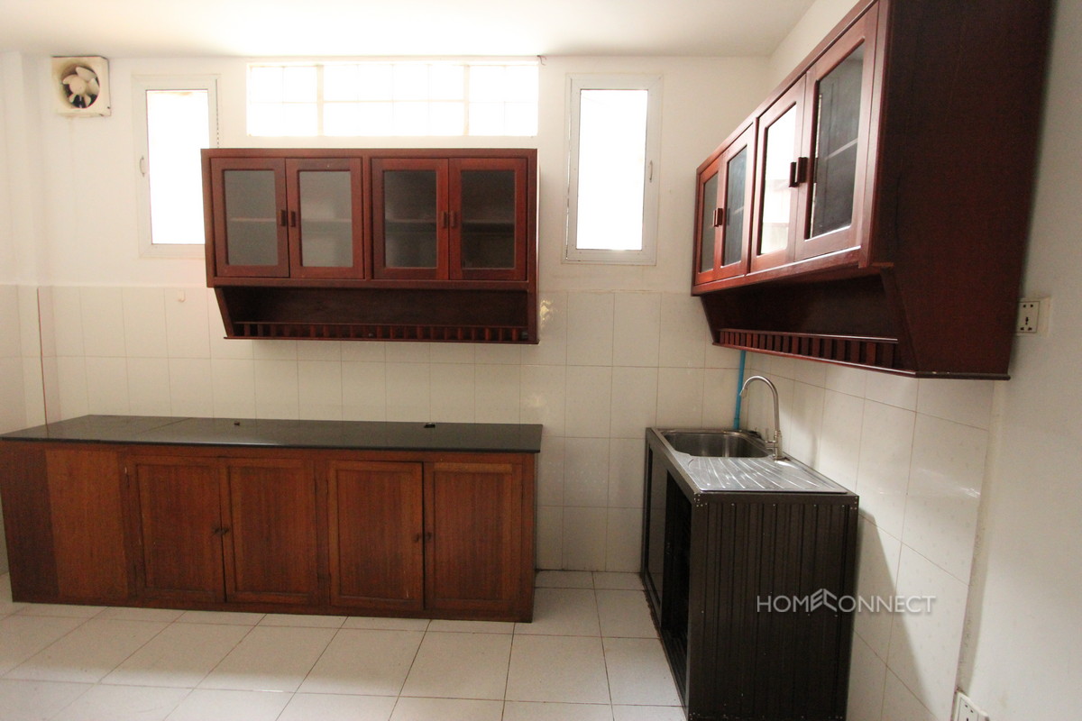 Swimming Pool 3 Bedroom Villa For Rent in BKK1 | Phnom Penh Real Estate
